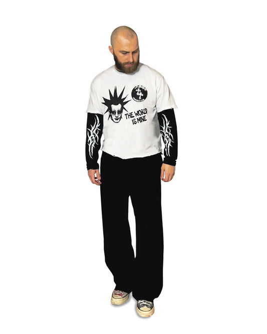 THE WORLD IS MINE LONGSLEEVE